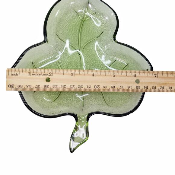 Hazel Atlas Avocado Green Glass Leaf Dish Trinket Jewelry Tray Snack Vintage - Picture 5 of 6